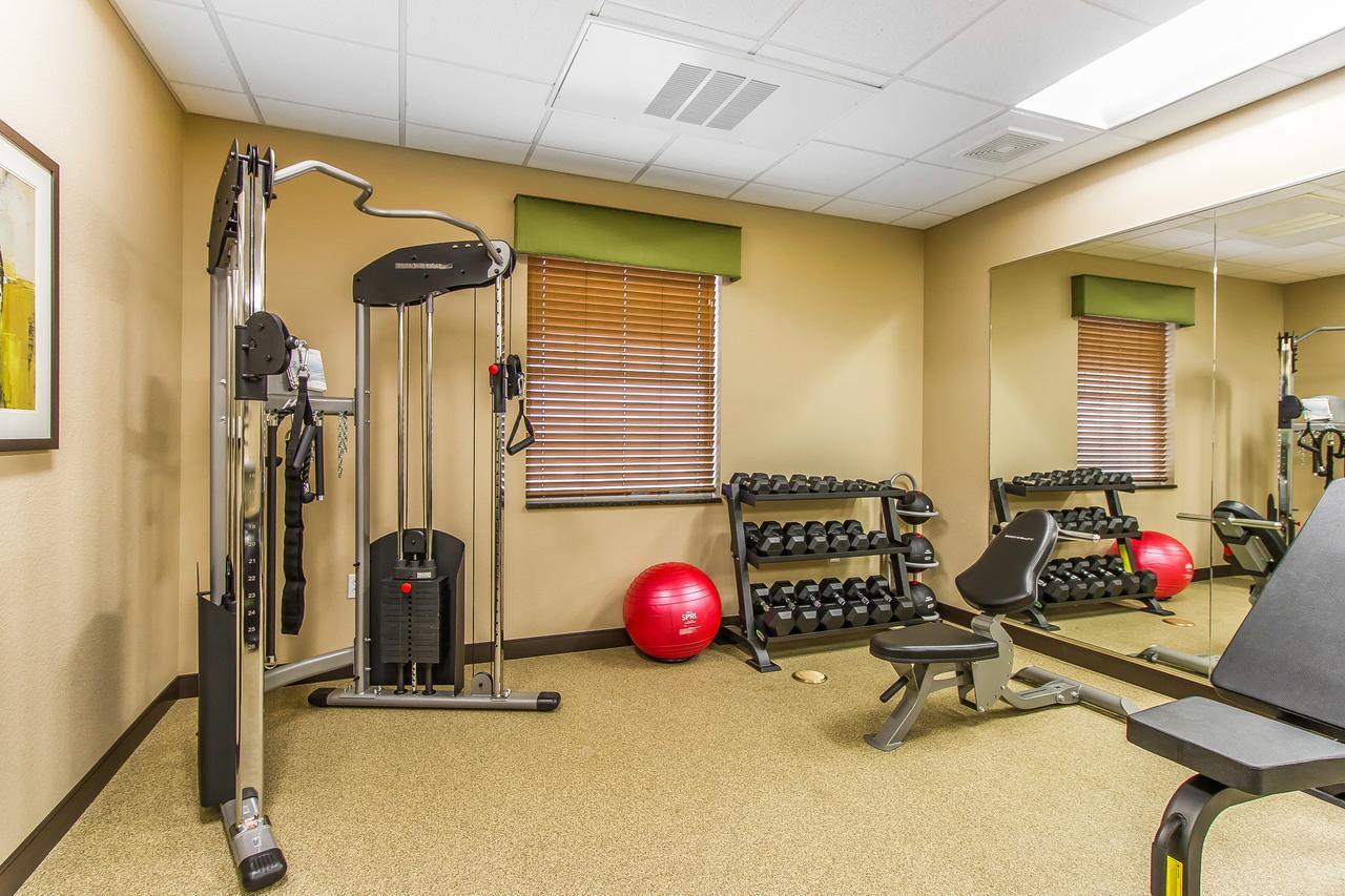 Mainstay Suites Stanley Екстер'єр фото
