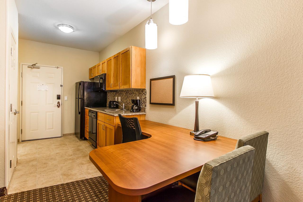 Mainstay Suites Stanley Екстер'єр фото