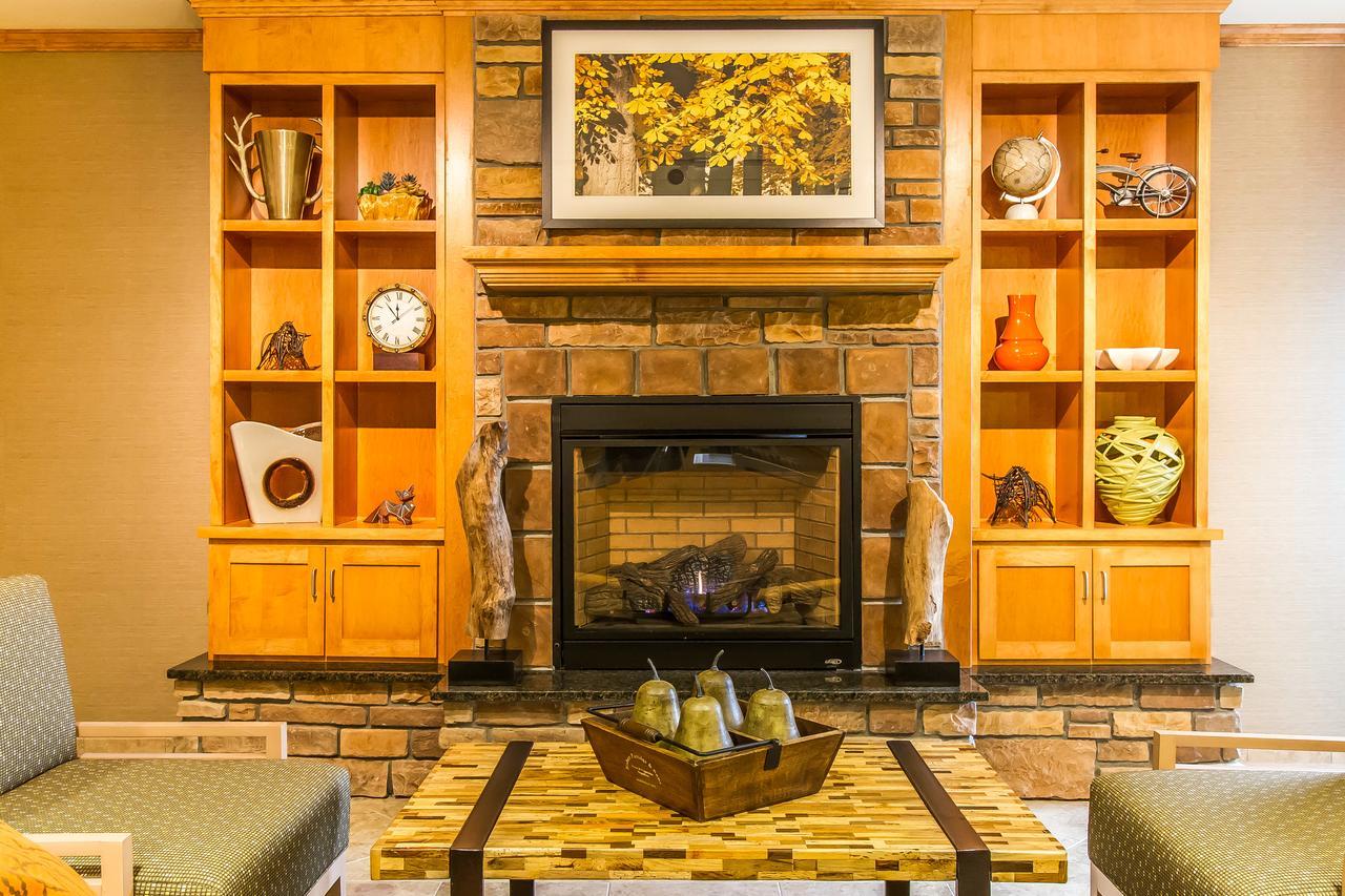 Mainstay Suites Stanley Екстер'єр фото