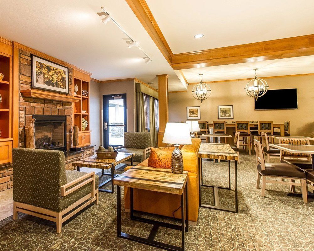 Mainstay Suites Stanley Екстер'єр фото